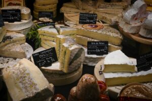 eric-prouzet-fromagerie-unsplash (1)